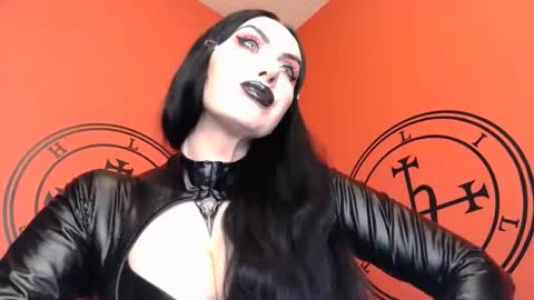 Snapshot of goddessmidnight chatting on 05/16/26, 04:39 GODDESS MIDNIGHT online show from 05/16/26, 04:39