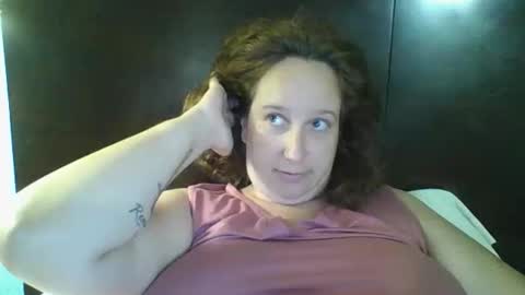 Snapshot of goddessmilfcrysyal chatting on 04/21/26, 12:34 Crystal online show from 04/21/26, 12:34