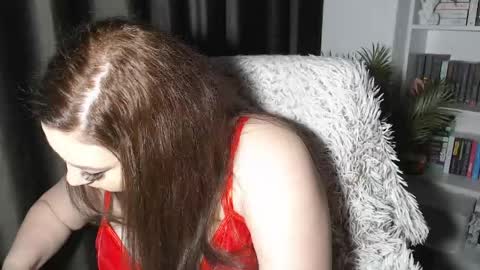 Snapshot of goddessmxx chatting on 05/20/26, 07:09 Mistress Mary online show from 05/20/26, 07:09