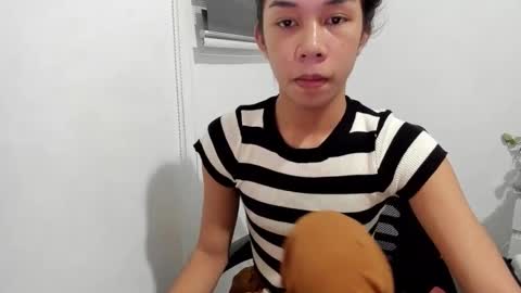 JENNIFER online show from 09/17/25, 06:37