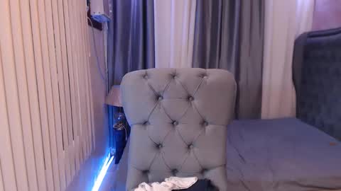 Snapshot of goddesss_angela chatting on 02/03/25, 10:54 MISS ANGELA online show from 02/03/25, 10:54