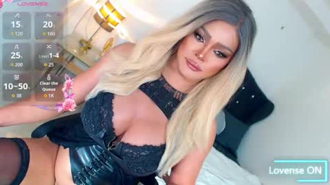 Miss Anna online show from 12/19/25, 10:17