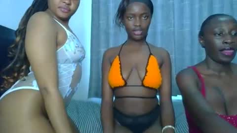 godess_lunah online show from 06/10/26, 06:34