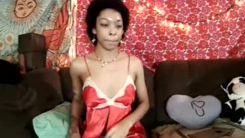 Snapshot of godispleasure chatting on 09/10/25, 02:55 goddess of pleasure online show from 09/10/25, 02:55