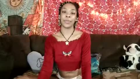 Snapshot of godispleasure chatting on 09/26/25, 12:03 goddess of pleasure online show from 09/26/25, 12:03