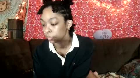 Snapshot of godispleasure chatting on 10/28/25, 04:05 goddess of pleasure online show from 10/28/25, 04:05