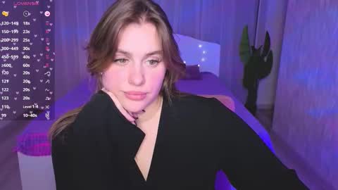 Lilya online show from 09/29/25, 05:07