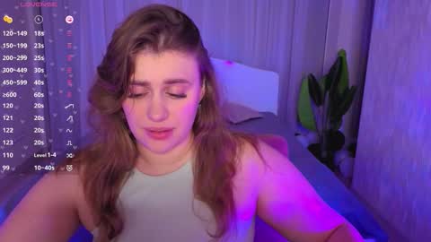 Lilya online show from 11/23/25, 12:43