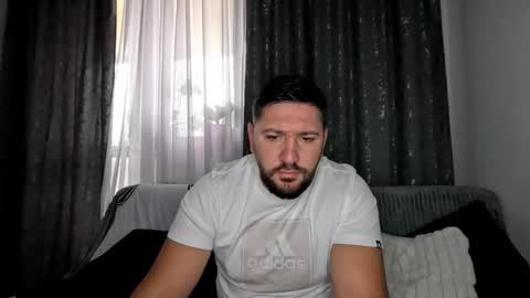 gold_alpha_boy online show from 10/01/25, 07:14