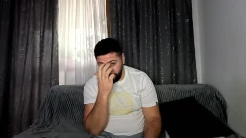 gold_alpha_boy online show from 11/11/25, 08:58