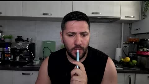 gold_alpha_boy online show from 06/19/26, 06:40