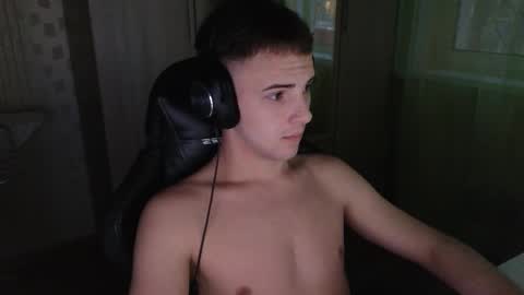 Golden boyyy21 online show from 12/23/25, 05:38