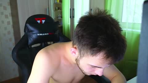 Golden boyyy21 online show from 01/19/26, 12:42