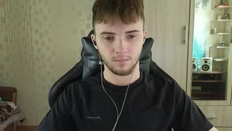 Golden boyyy21 online show from 03/28/26, 08:36