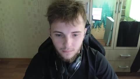 Golden boyyy21 online show from 04/20/26, 09:56