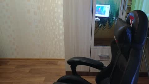 Golden boyyy21 online show from 04/22/26, 04:19