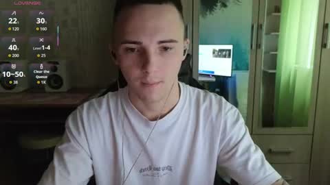 Golden boyyy21 online show from 07/05/26, 05:36
