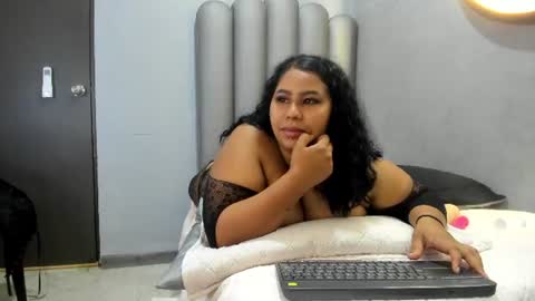 GoldenKiss  online show from 06/13/26, 08:34