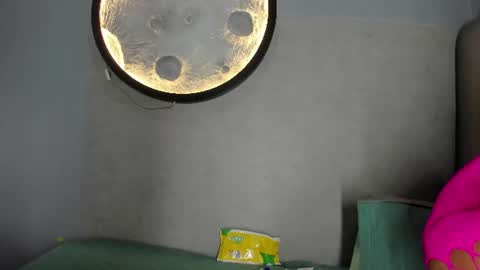 GoldenKiss  online show from 06/25/26, 08:57