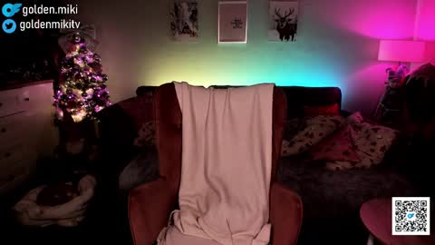 Shy in the streets but a freak in the sheets online show from 12/22/24, 04:17