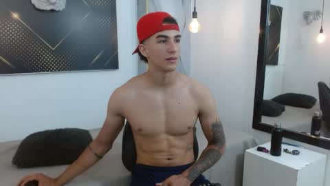   online show from 04/10/26, 07:51