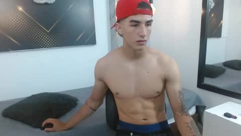   online show from 04/11/26, 07:18