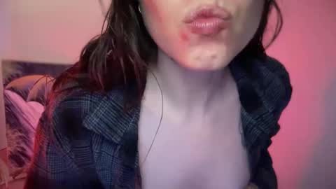 Goldengirlcartier online show from 01/14/25, 06:24