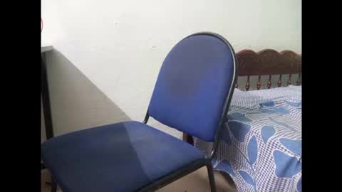 Snapshot of goldengodzilla69 chatting on 12/23/25, 03:59 goldengodzilla69 online show from 12/23/25, 03:59