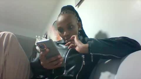 goldenmusexo online show from 04/11/26, 06:45