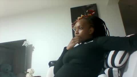 goldenmusexo online show from 04/14/26, 10:38