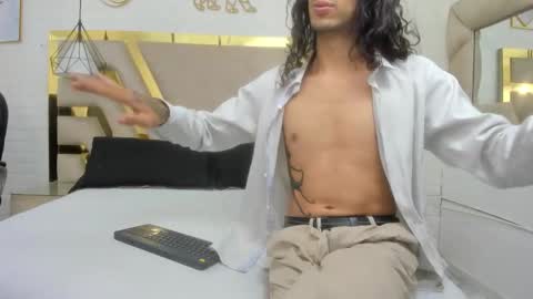 goldentemptation_ online show from 04/26/26, 12:58