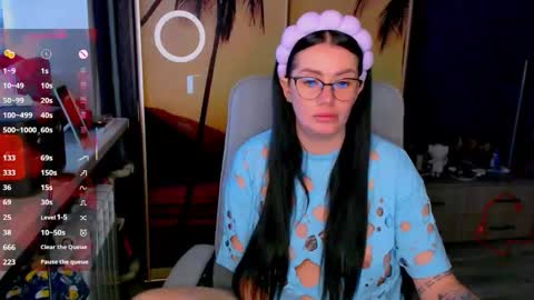 Snapshot of goldenwitchx chatting on 02/24/26, 06:11 Polina online show from 02/24/26, 06:11