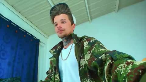 Goldy Loyal93 online show from 09/14/25, 10:42