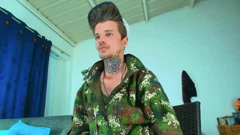 Goldy Loyal93 online show from 09/17/25, 05:20