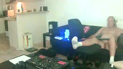 goldyguy011 online show from 05/24/26, 06:35
