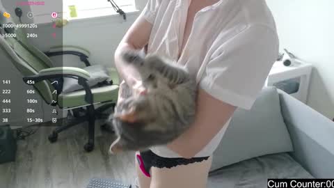 gomoreup online show from 09/19/25, 08:20