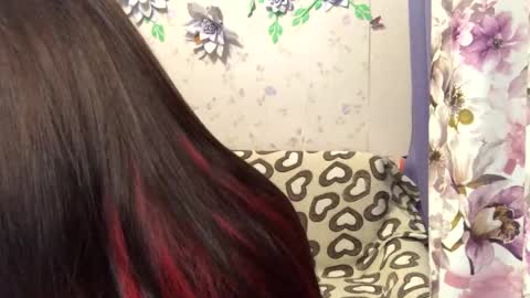 Snapshot of good_girl_24 chatting on 12/13/24, 11:06 good_girl_24 online show from 12/13/24, 11:06