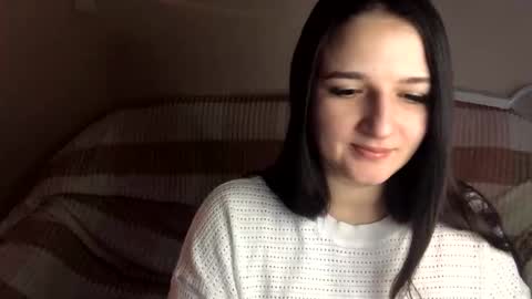 Snapshot of good_girl_24 chatting on 09/29/25, 02:44 good_girl_24 online show from 09/29/25, 02:44