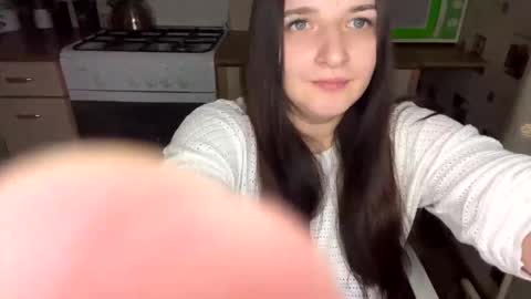 good_girl_24 online show from 06/06/26, 08:46