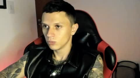 Snapshot of goodboy69i chatting on 04/19/26, 12:54 goodboy69i online show from 04/19/26, 12:54