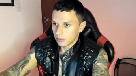 Snapshot of goodboy69i chatting on 04/22/26, 12:35 goodboy69i online show from 04/22/26, 12:35