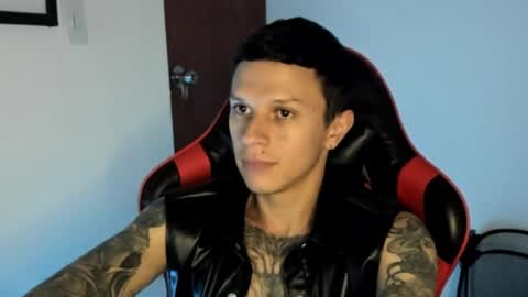 Snapshot of goodboy69i chatting on 05/21/26, 01:01 goodboy69i online show from 05/21/26, 01:01