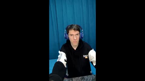 Snapshot of goodboyluca chatting on 04/02/26, 02:37 Luca online show from 04/02/26, 02:37