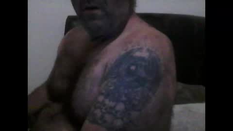 goodcock12345 online show from 04/13/26, 11:37