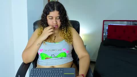 Goodgirlxxxl online show from 04/28/26, 02:27