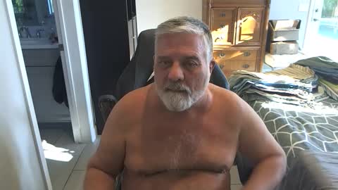 Snapshot of goodream2 chatting on 12/07/24, 10:17 Michael online show from 12/07/24, 10:17