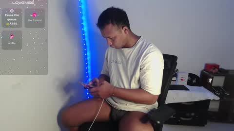 Goos online show from 10/15/25, 01:22