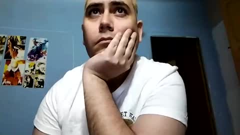 Snapshot of gorak32 chatting on 03/11/25, 05:24 GoraK online show from 03/11/25, 05:24