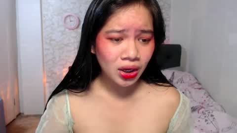 Snapshot of gorgeneviev69 chatting on 01/24/25, 06:57 geneviev online show from 01/24/25, 06:57