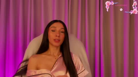 Rose  online show from 02/03/25, 10:47